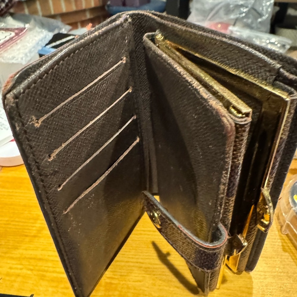 Louis Vuitton Damier Ebene Wallet - Picture 5 of 10